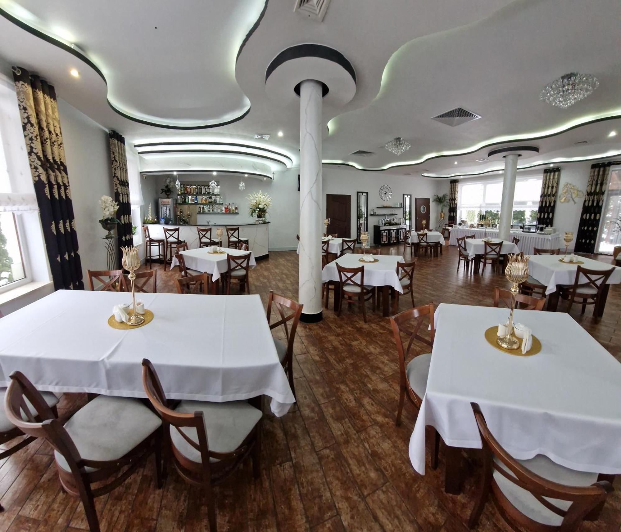 Cynamon Hotel Nowy Sącz Eksteriør billede